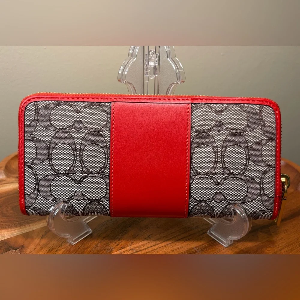 Coach Signature Jacquard Red Leather Slim Accordion Wallet C5731B Like New